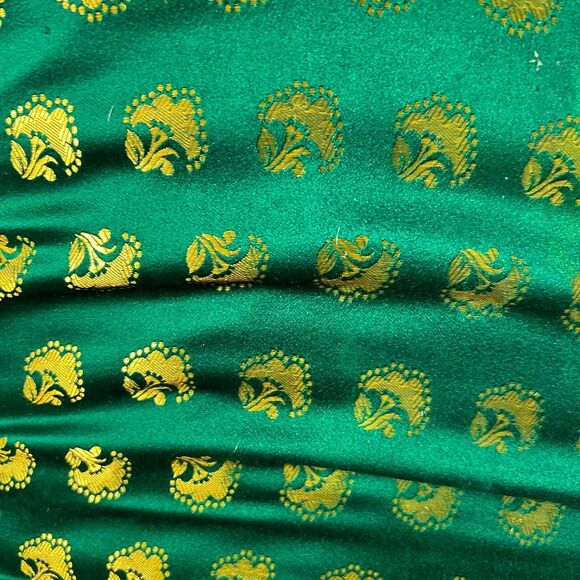 Large Square Pillows, Green Gold, Floor Pouf, 20" x 20" inch - Picture 6 of 7